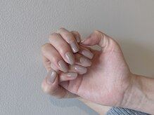 ネイルズ ララ(nails Lala)/グレージュ。