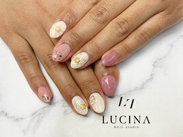 C-887 大人可愛いフラワーネイル