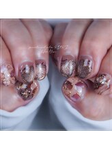 瑠璃(RURI)/バレンタイン持ち込みネイル