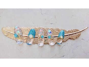 ラウレアルア(Laure’a lua)/キラキラ☆ホロラメフレンチ