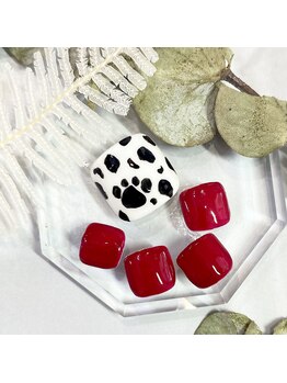 サロンR/ダルメシアン柄ネイル