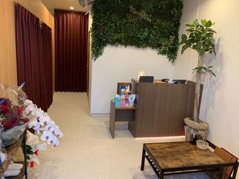 ミルキー(MiLuKy)/サロン内観