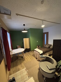 メギルーム(megi_room)/