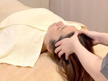 スレーヌ(Sereine)の写真/【ただ眠る為のヘッドスパじゃない】頭とろける極上ドライヘッドスパ♪首・肩・頭全体をほぐし尽くす◎