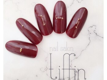 ネイルサロン ティフィン(tiffin)/シンプルワイヤーネイル