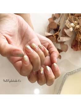 ネイルアンドアイラッシュ アヴィ(Nail and Eyelash A'vi)/ニュアンスネイル