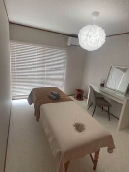 salon Hale Olinaの写真/【ハイドロスプラッシュ毛穴洗浄】で本格毛穴ケア!初回限定や、学生さんに嬉しいお得なお試しクーポンも!