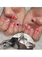 トゥインクリー(Twinkly)/チークネイル