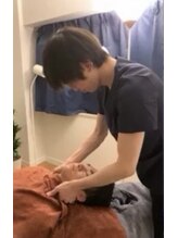 リラクゼーション凪【アロマ/もみほぐし/ヘッド/足つぼ/腰痛/肩こり/首肩】福岡天神 ゆう き