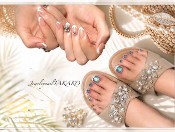 ジュエリーネイル タカコ(Jewelry nail TAKAKO)の写真/【ハンド・フットネイルの同時施術が可能◎】ネイルのプロが行う、丁寧な角質ケアもセットで施術可能☆