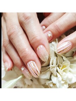 フェアニティー/ストライプネイル