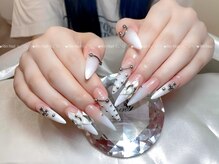 リンネイル 新大久保店(Rin Nail)の雰囲気（つけ放題/長さだし/持ち込み大歓迎★新大久保駅近♪）