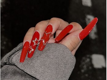 nail studio SLAY【アクリルスカルプ/長さ出し/チップ/持ち込み】の写真/【美フォルムな長さ出し】海外トレンドを意識したスカルプで、指先まで美しく魅せるデザインを。