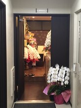 シュールサエラ 枚方店/玄関