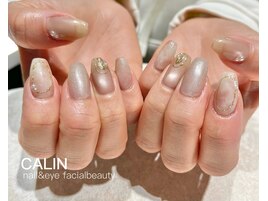 ピンクベージュ×ミラーアート