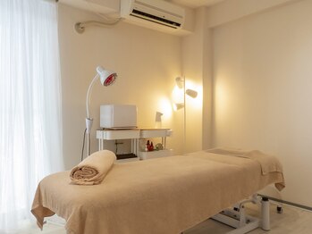 シェリール(Cherir)/サロン内観