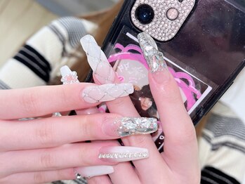 グロー ネイル(Glow Nail)/