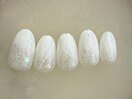 ホワイトニュアンスネイル