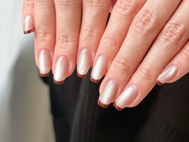 マグネット×フレンチネイル