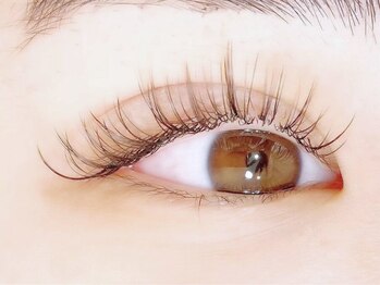 クリムアイラッシュ(crim eyelash)の写真/"色"で差がつく抜け感eye☆【フラットラッシュ80本～コースをご用意◎ブラウンにも変更できます！】
