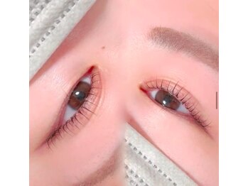 シックドゥアキタ(CHIC de Akita)/ラッシュリフト