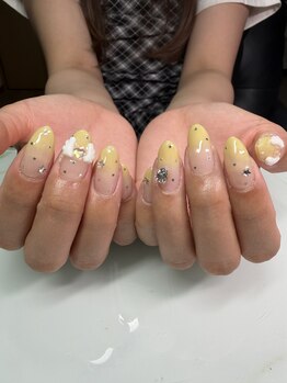 アクアマリン(AQUAMARINE)/羽根ネイル