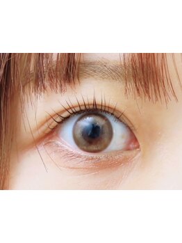 ナチュラル上品な目元にしたい