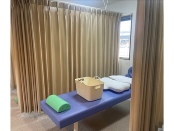 ごんどう整骨院/施術ベッド