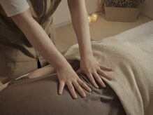 ひのえリラクゼーションサロンの雰囲気（「優しい」から「効く」へ。深層筋に届く本格ケア。）