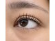 カナサ 城間店(KANASA)の写真/《低価格×丁寧》盛りすぎない仕上がりで大人女性に大人気☆自まつ毛を根元から長く立ち上げる！