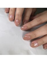 アリュグラン(Allugran)/《ネイルデザイン》