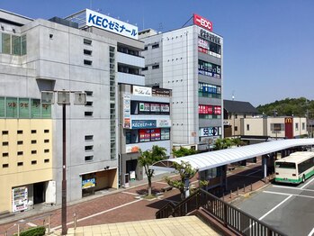 ラキア 五位堂駅前店(Ra kia)/近鉄五位堂駅ロータリー前