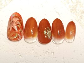 秋デザイン　もみじネイル