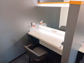 ミートゥー 福山店/メイクルーム