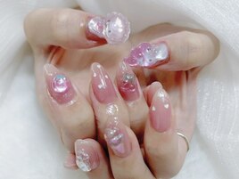ボンボンキャラクター推しネイル
