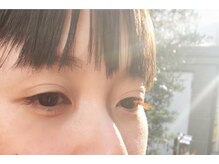 ミネット ビビ(minette BIBI)/日差しに映えるカラー