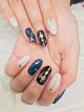 ルナネイル(LUNA NAIL)/秋ネイル　ネイビー×ブラック