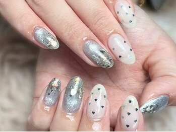 リノ(Lino)の写真/【完全個室】おしゃれな店内で理想の指先へ♪シンプルなデザインからトレンドネイルまで幅広く対応します◎