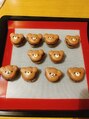 リラクゼーションスペース ニイチニ(Relaxation Space 212) くまのマカロン(*^^*)休日はよくお菓子作りをしています♪