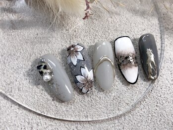 ドナ シェリダ(Dona Cherida)/monthly nail 