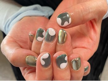 カーティシーネイルズ(curtisii NAILS)/