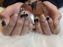 蒲郡ネイルの雰囲気（パーツ２００種類以上ございます♪）