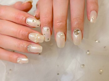 ロッタ(Rotta)の写真/定額で叶う♪季節のデザインと大人かわいいネイルで指先を彩る!