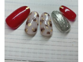 マハロネイル(Mahalo Nail)/トレンドコースのデザインです!