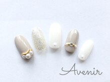 アヴィニール 表参道(Avenir)/パールシック