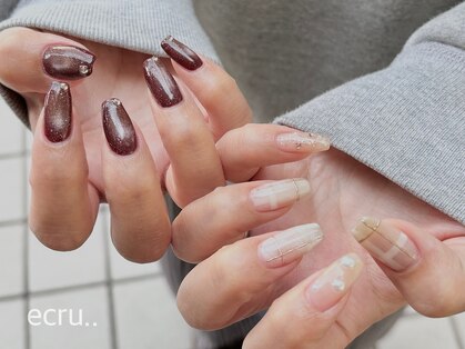 エクリュ(ecru..)の写真