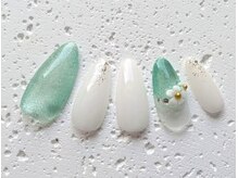 ジュネル/爽やかなフラワーネイル