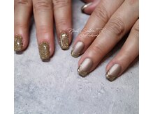 ネイルサロン R/スタイリングコース　8030円