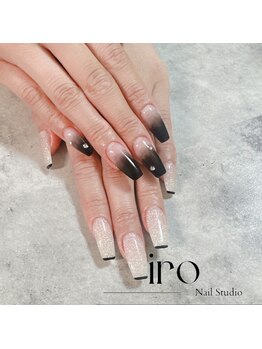 イロ(iro)/アシメロングネイル