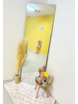 ポコ(POCCO)/サロン内観